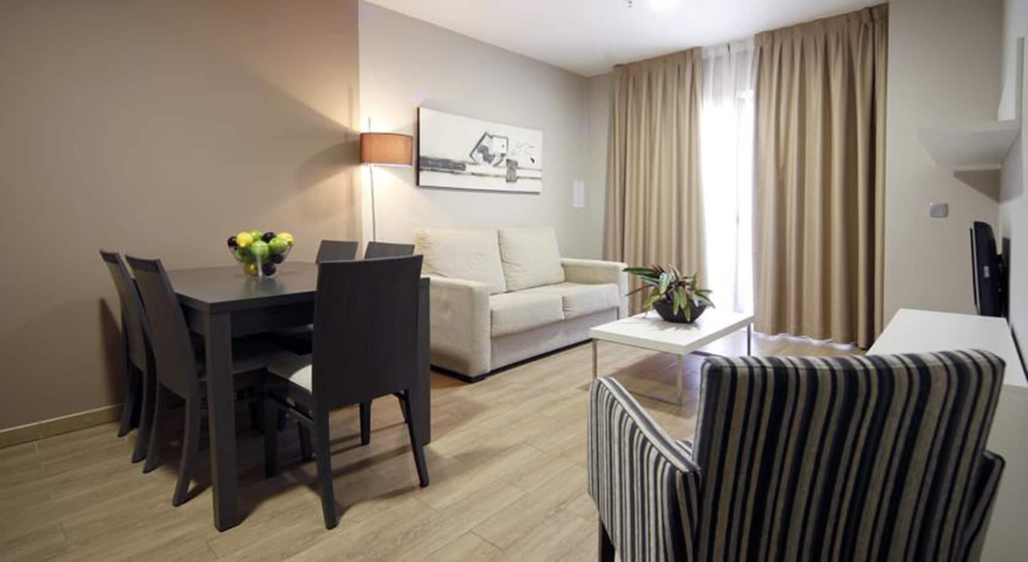 Apartahotel & Spa Jacetania Jaca Dış mekan fotoğraf