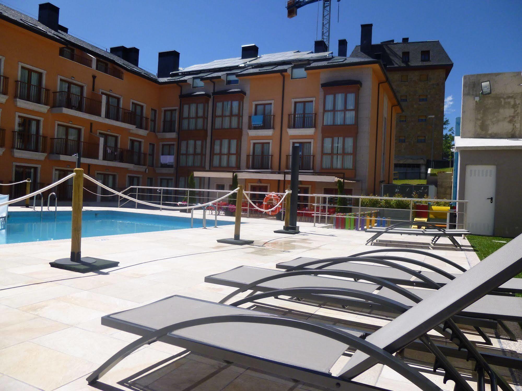 Apartahotel & Spa Jacetania Jaca Dış mekan fotoğraf