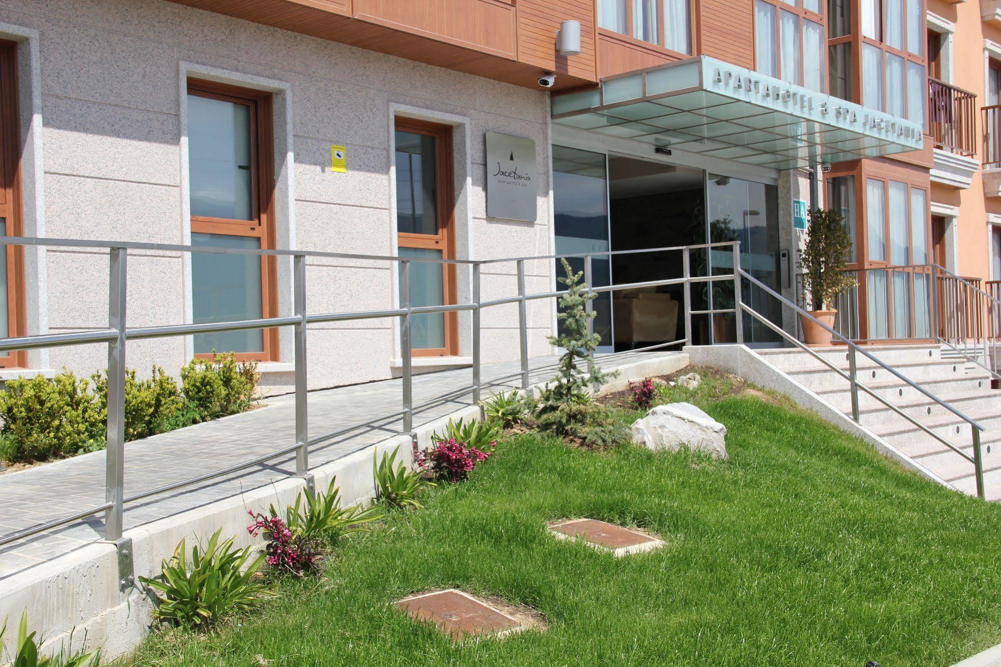 Apartahotel & Spa Jacetania Jaca Dış mekan fotoğraf